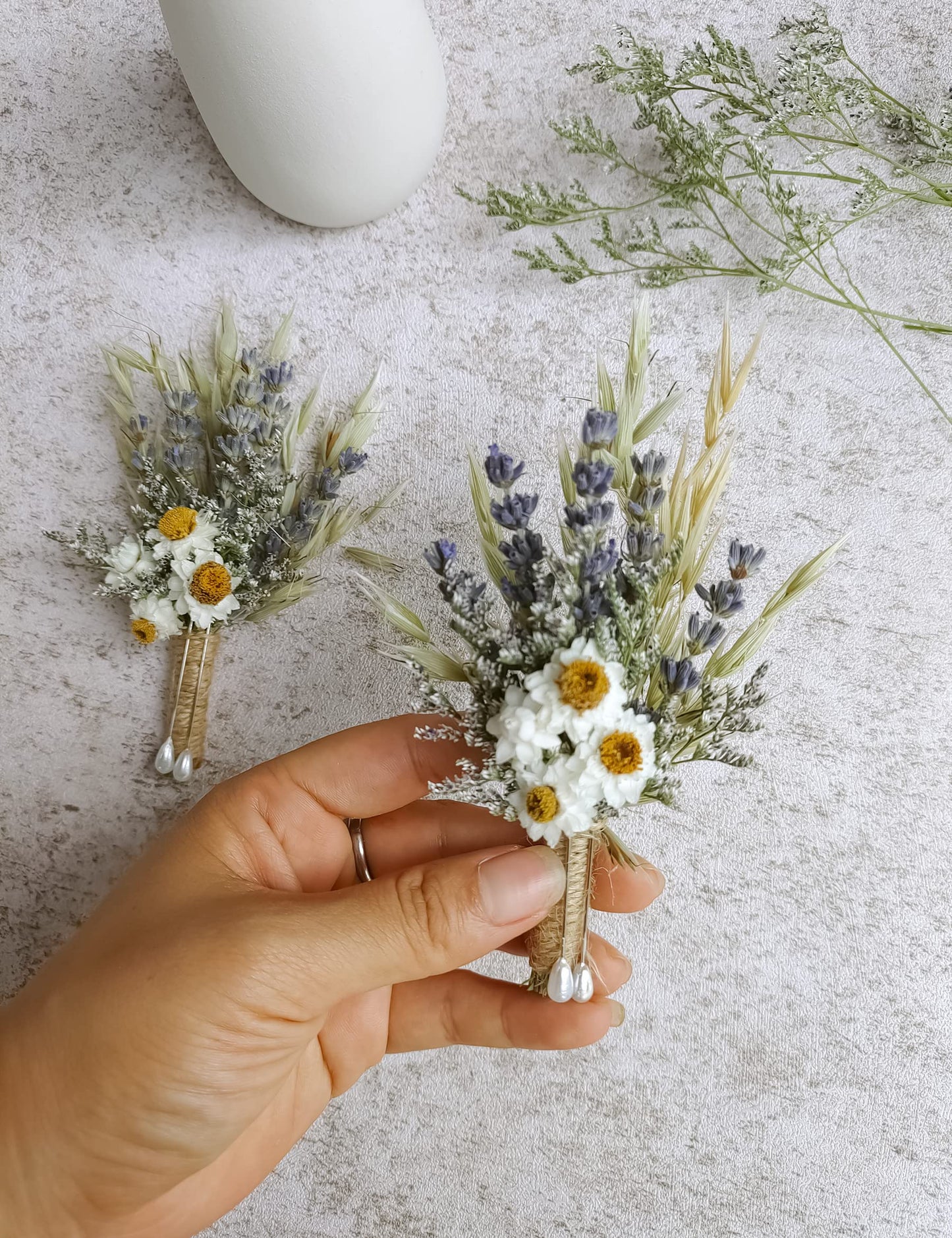 Dried Flowers Boutonnieres 2-Piece Set for Men Wedding Groom Boho Pampas White Boutonniere (White)